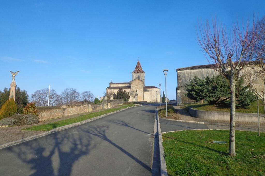 Вилла Grange La Bigarderie Блеи-э-Сент-Люс Экстерьер фото